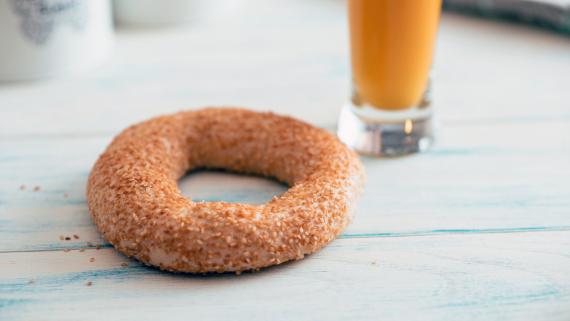 Gluten Free Round Sesame Bagel, Pre-cooked Frozen